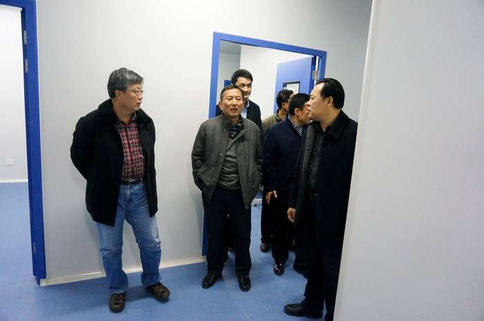 Experts and professors from shandong agricultural university came to anpu test for guidance